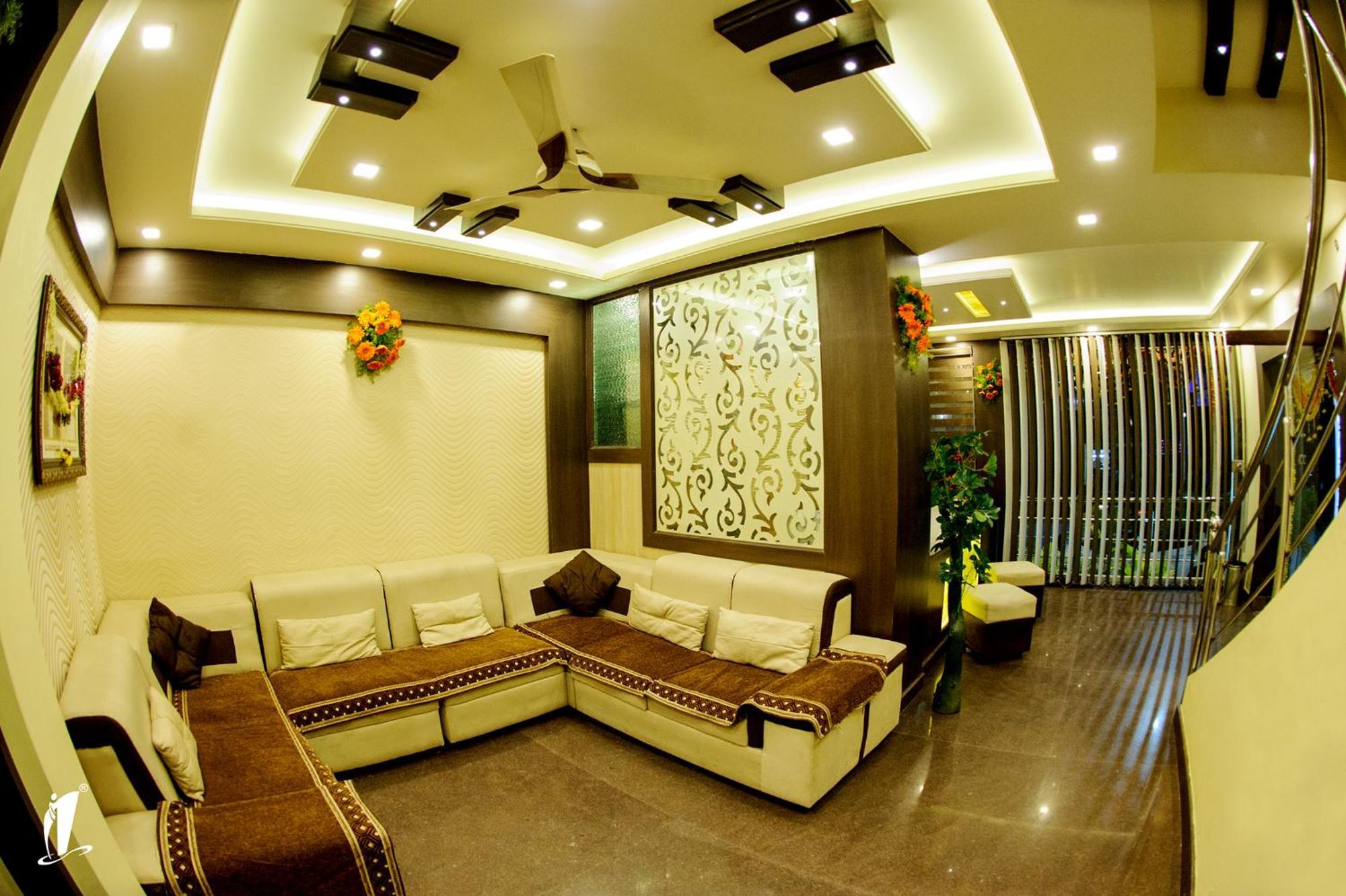 Srigandha Residency "Vaccinated Staff" Hotel Dāvangere Exterior foto
